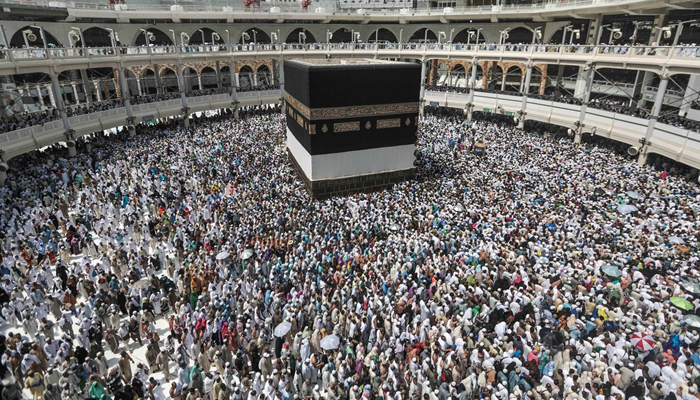حج کوٹے میں کمی، اس بار حج کے لئے جائیں گے 1،35،000 لوگ